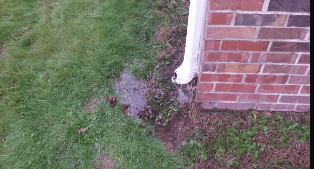 Gutters and Downspouts Maintenance – November 1, 2018